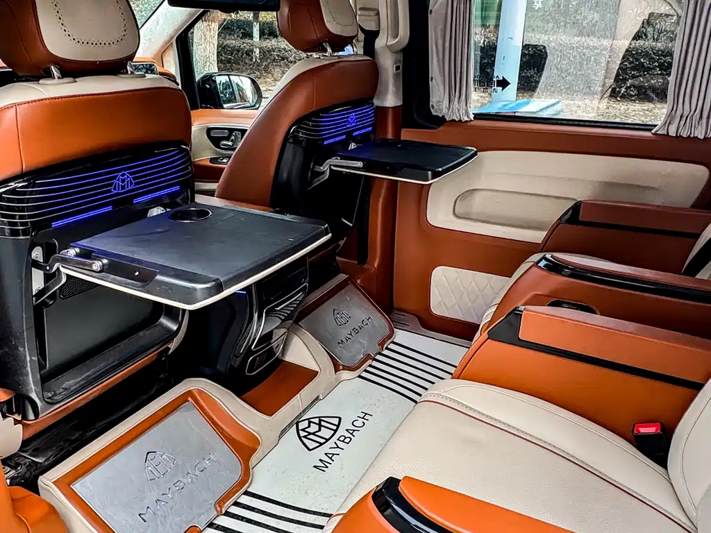 Vito 2023 2.0T Business Edition 7 seats купить на сайте DeffCars