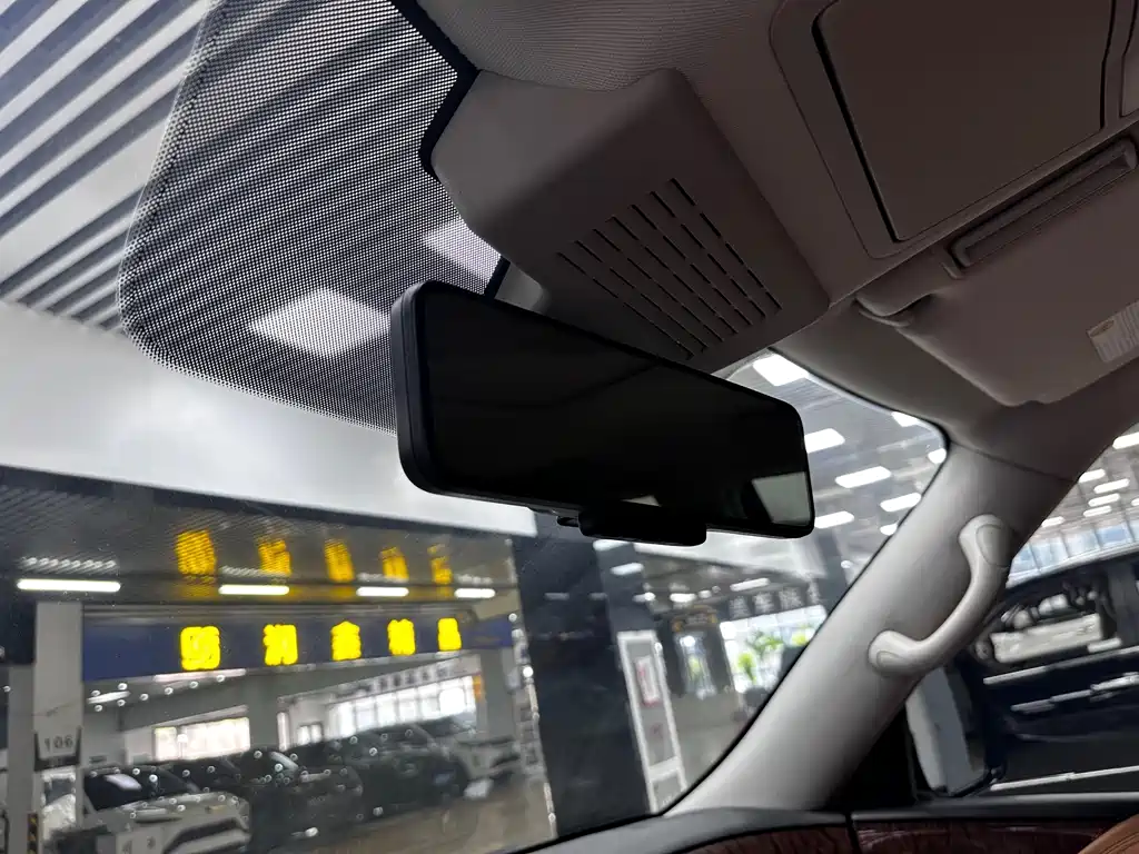 Patrol 2018 4.0L Platinum model купить на сайте DeffCars