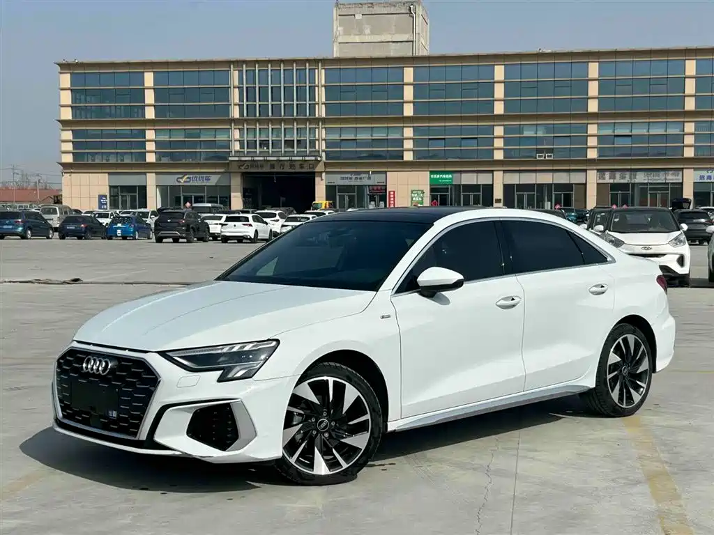 Audi A3 2022 A3L Limousine 35 TFSI Fashionable and Sporty купить на сайте DeffCars