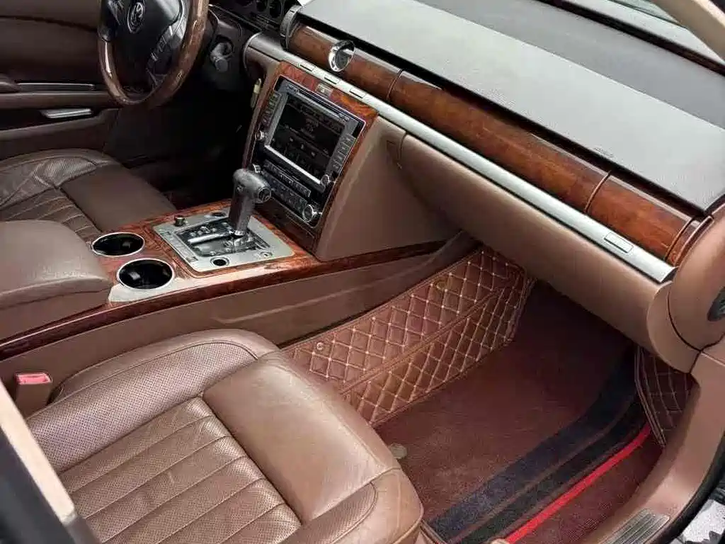 Phaeton 2012 3.0L business model купить на сайте DeffCars