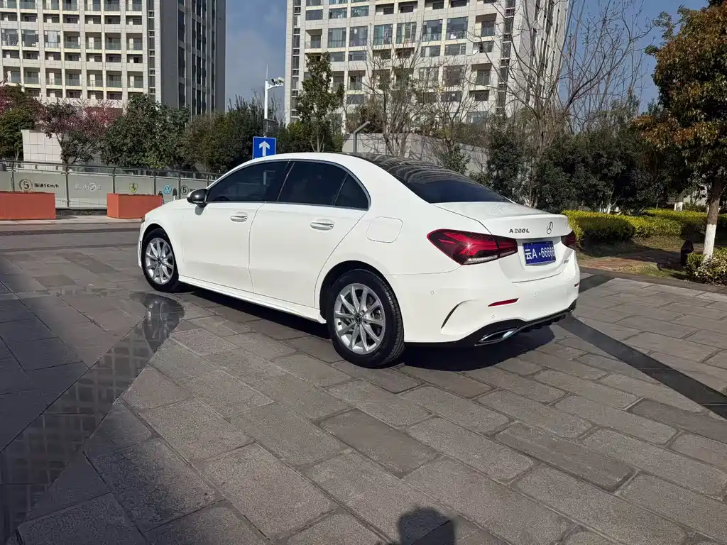 Mercedes-Benz A-Class 2019 A 200 L Sports Sedan купить на сайте DeffCars