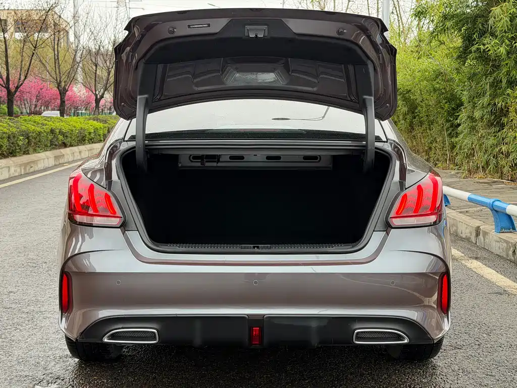 MG5 2021 300TGI DCT Green Luxury Edition купить на сайте DeffCars