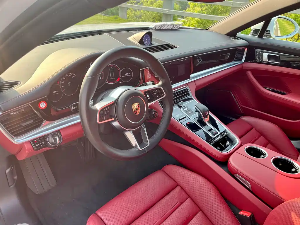 Panamera 2019 Panamera Executive Extended Edition 2.9T купить на сайте DeffCars