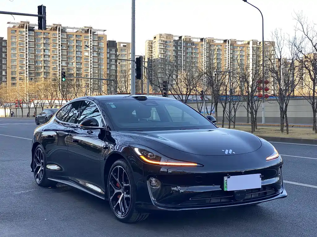Zhiji L6 2025 Ultra купить на сайте DeffCars