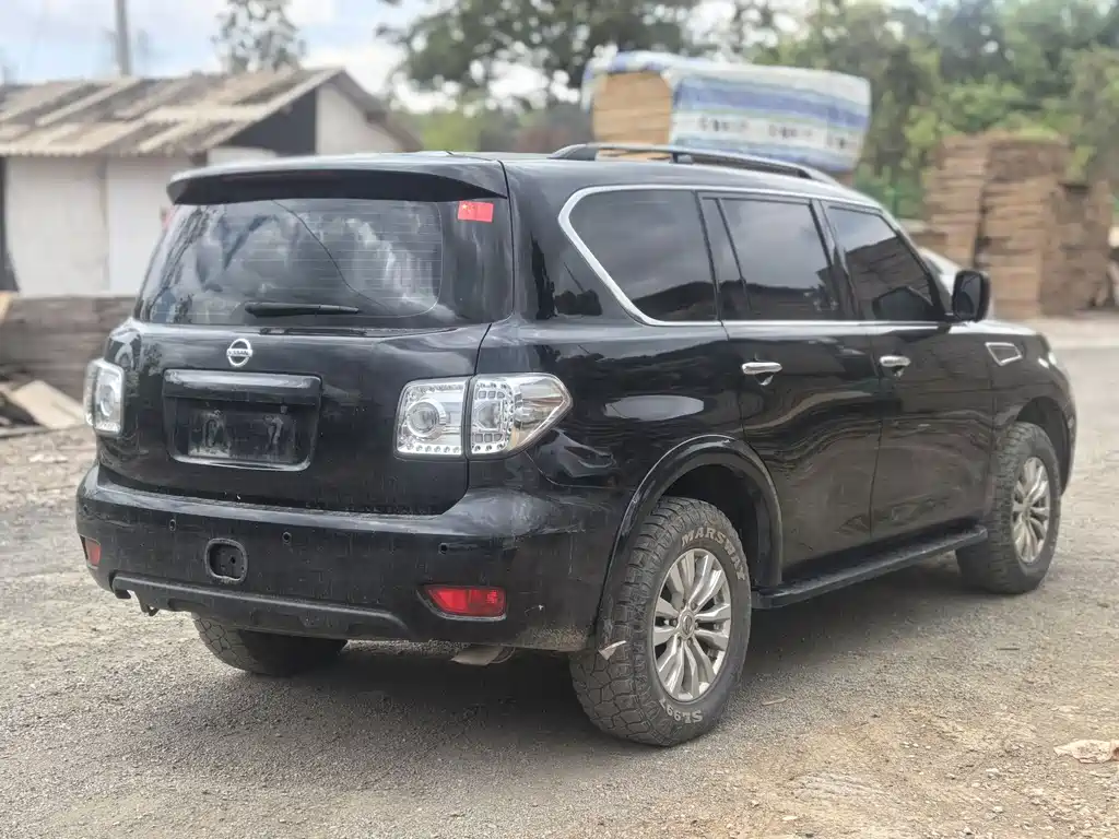 Patrol 2018 4.0L LinkedIn model купить на сайте DeffCars