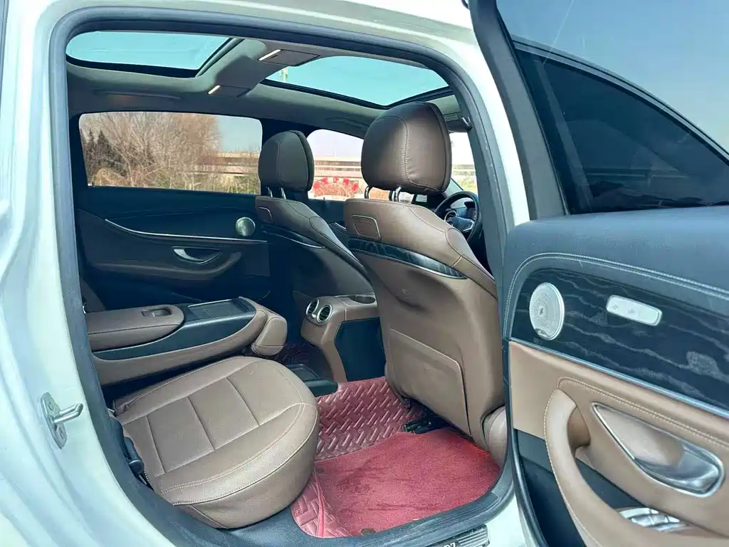 Mercedes-Benz E-Class 2018 facelift E 200 L sporty купить на сайте DeffCars