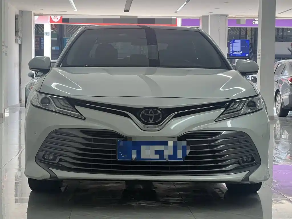 Camry 2019 facelift 2.5G Deluxe Edition купить на сайте DeffCars