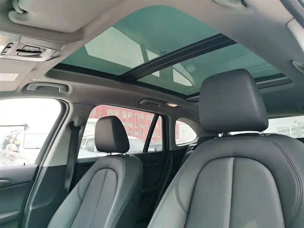 BMW X1 2018 sDrive20Li Leading Model купить на сайте DeffCars