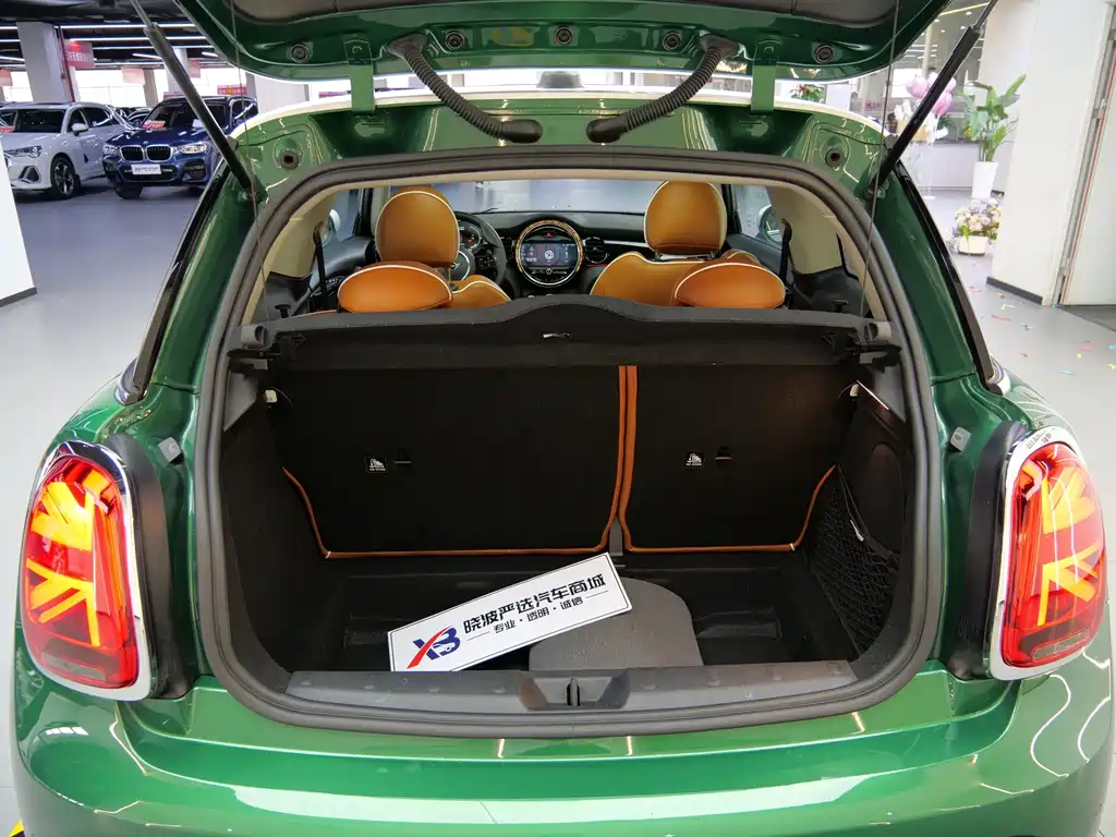 Mini 2022 2.0T Cooper S Classic Pie купить на сайте DeffCars