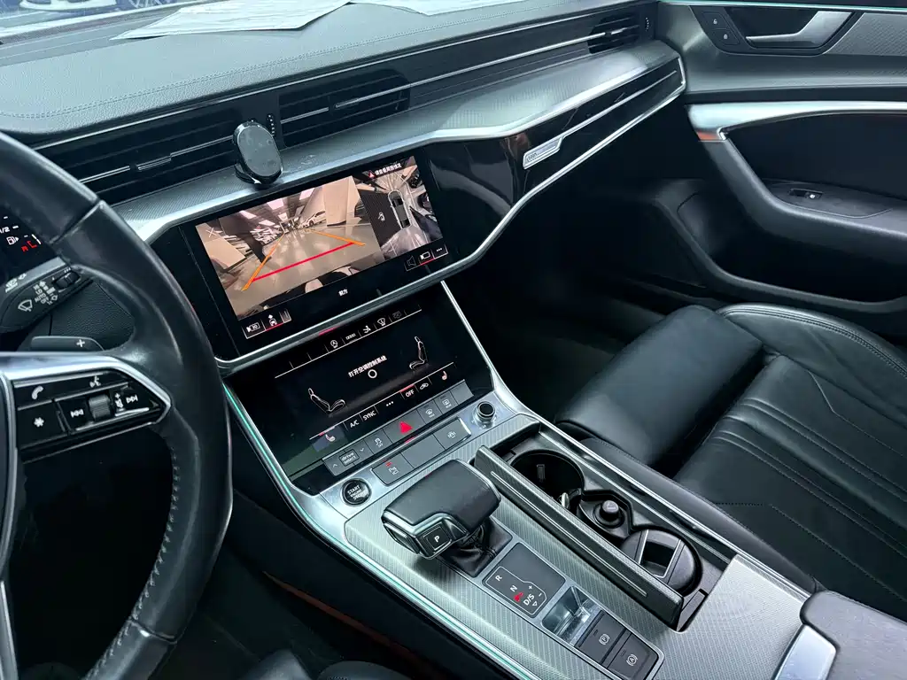 Audi A7 2021 45 TFSI Premium Selection купить на сайте DeffCars