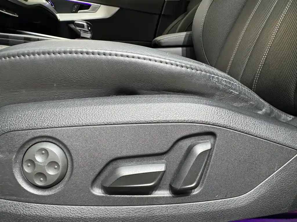 Audi A4L 2020 40 TFSI Fashionable and Dynamic купить на сайте DeffCars