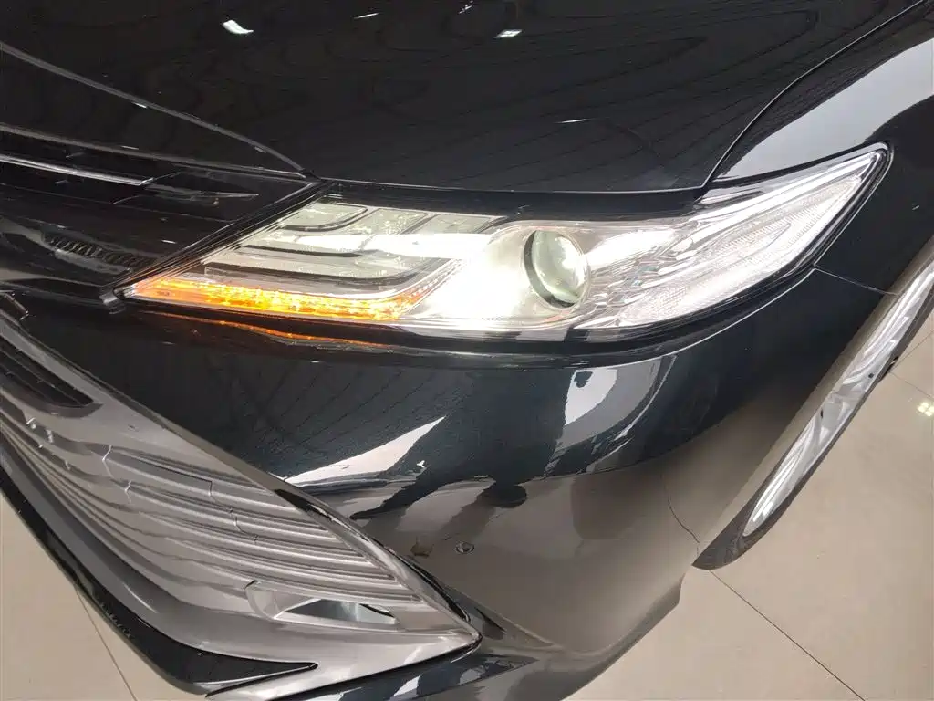 Camry 2019 facelift 2.5G Deluxe Edition купить на сайте DeffCars
