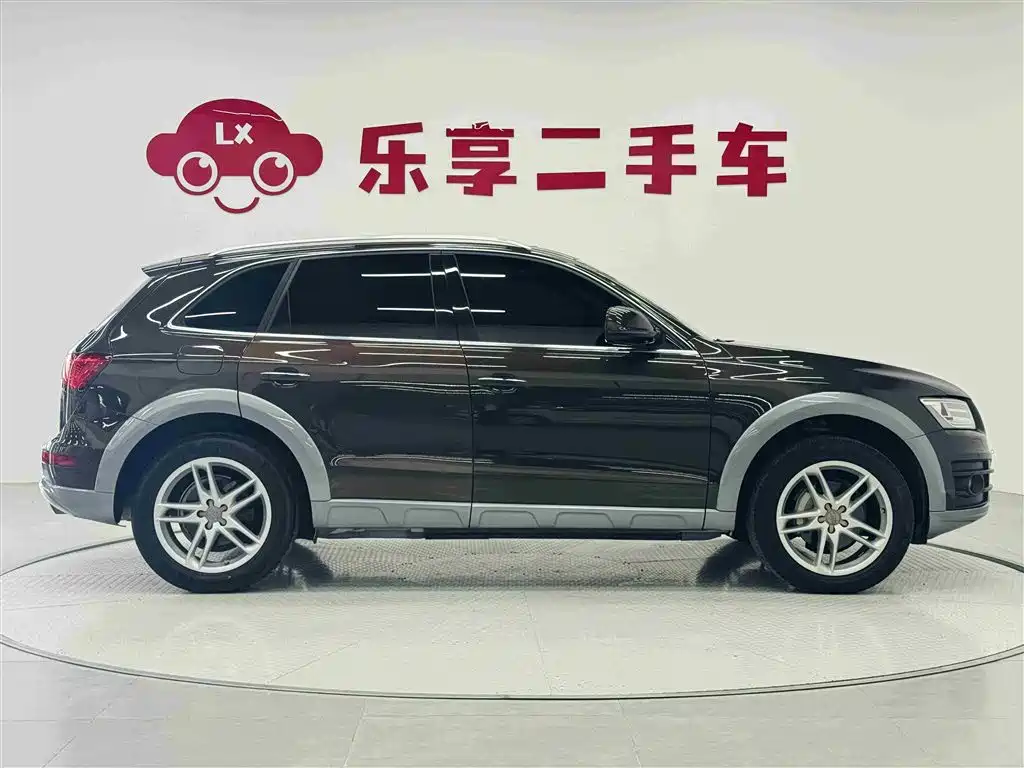 Audi Q5 2017 Plus 40 TFSI Technology купить на сайте DeffCars