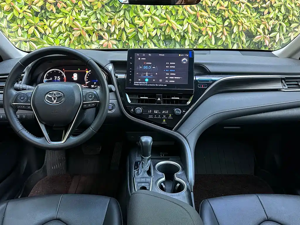 Camry 2023 2.5G Deluxe Edition купить на сайте DeffCars