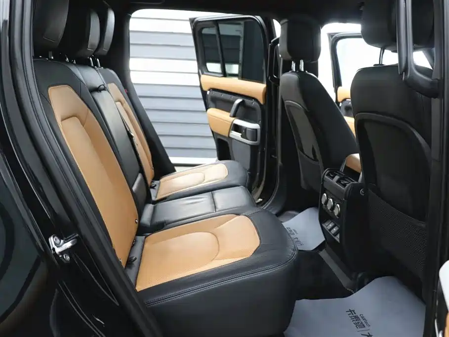Land Rover Defender 2023 facelift 110 3.0T P400 X-DYNAMIC HSE купить на сайте DeffCars