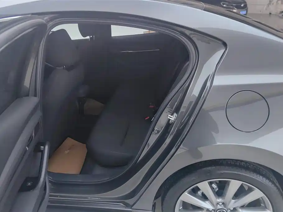 Mazda3 Angkesela 2021 2.0L automatic quality version купить на сайте DeffCars