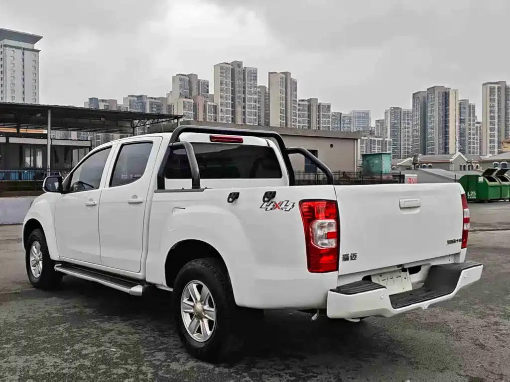 RE-MAX 2022 2.8T classic diesel four-wheel drive comfortable long-axle version JE493ZLQ6E купить на сайте DeffCars