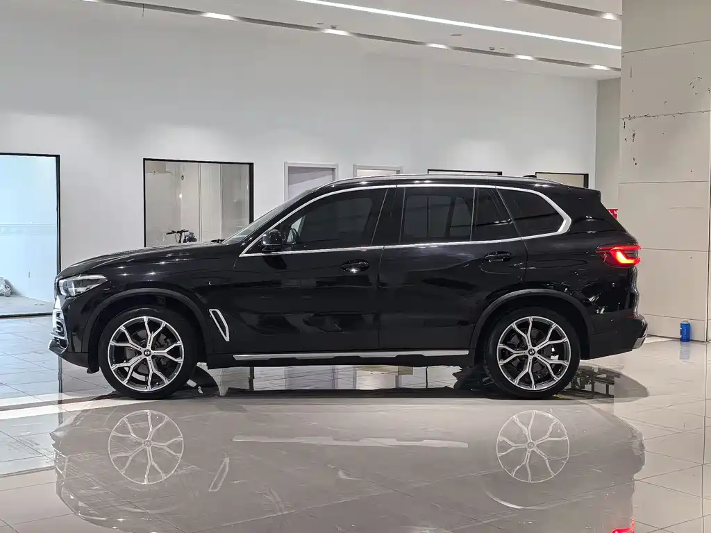 BMW X5 imported 2019 xDrive40i exclusive M sports package купить на сайте DeffCars