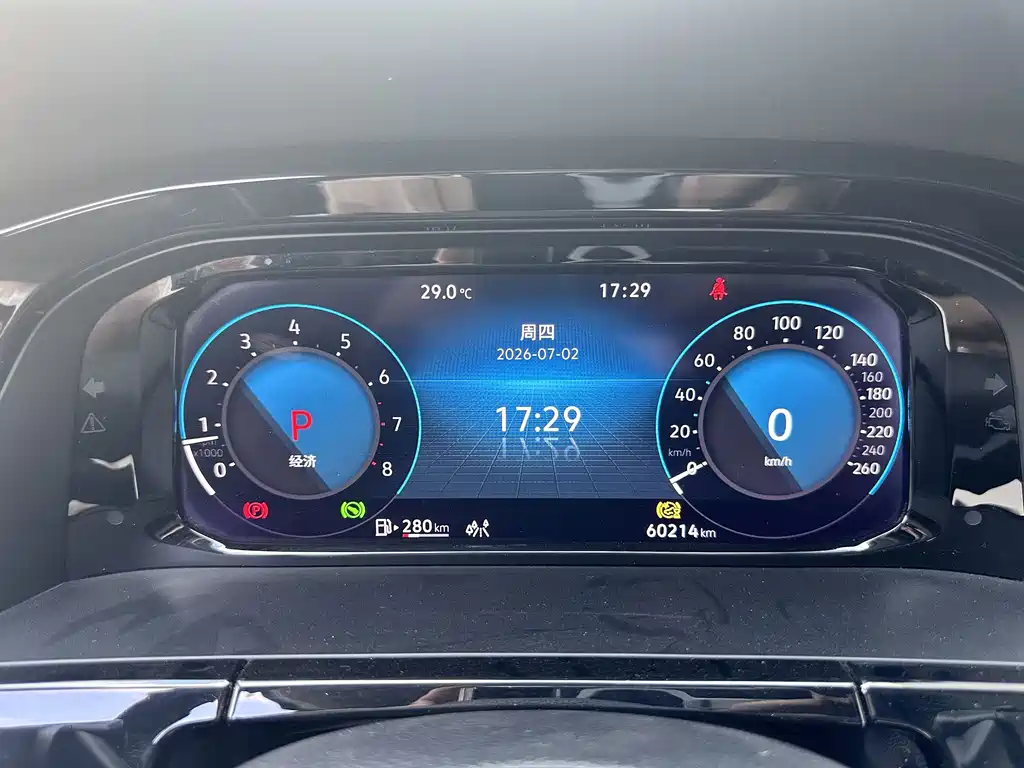Touron 2024 380TSI four-wheel drive luxury version купить на сайте DeffCars