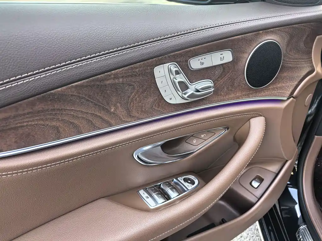 Mercedes-Benz E-Class 2023 E 300 L Fashion купить на сайте DeffCars