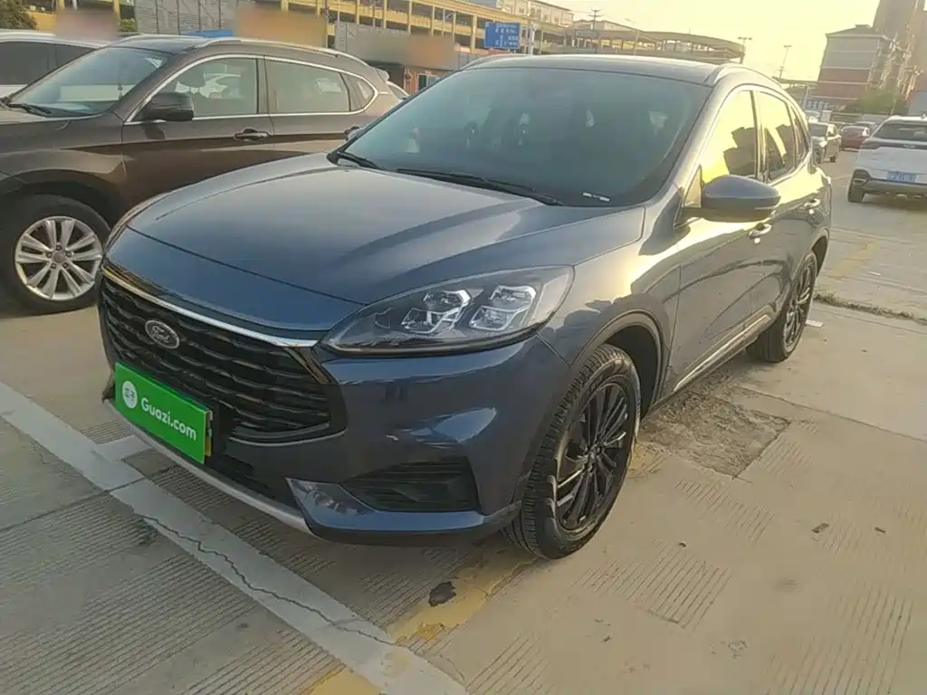 Escape 2024 EcoBoost 245 two-wheel drive model купить на сайте DeffCars