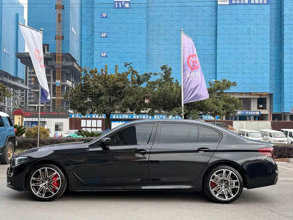 BMW 5 Series 2020 525Li M Sports Package купить на сайте DeffCars