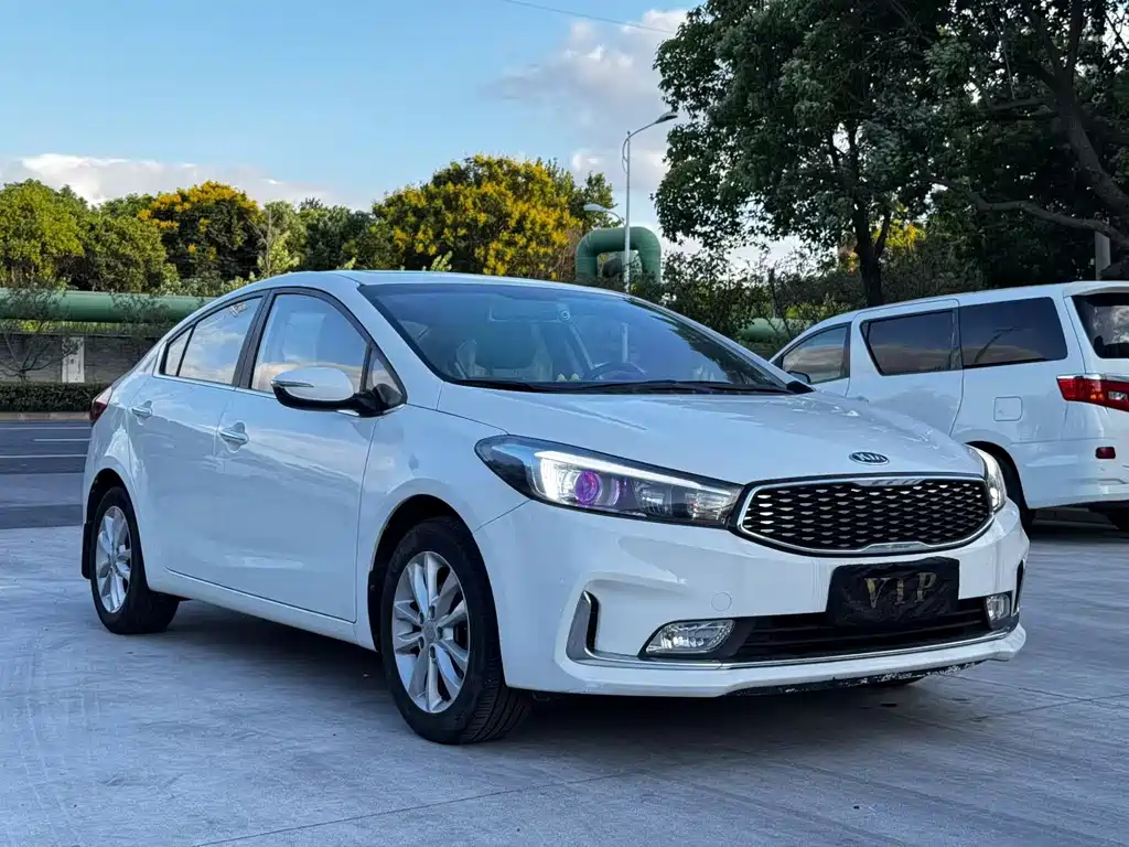 Kia K3 2016 1.6L automatic GLS купить на сайте DeffCars