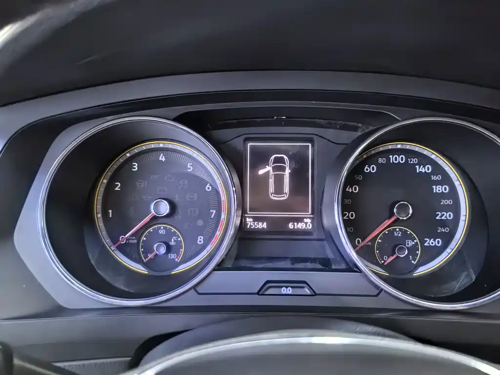 Tiguan L 2020 330TSI automatic two-wheel drive fashion version National VI купить на сайте DeffCars