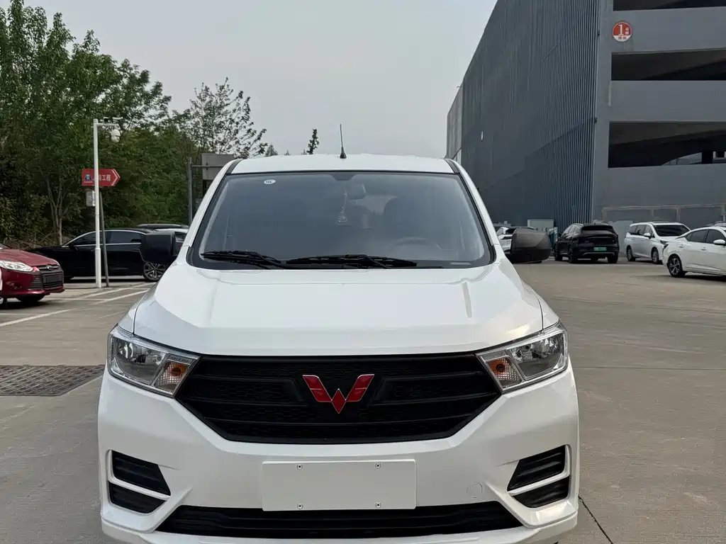 Wuling Hongguang 2021 facelift 1.5L S basic model electric power assist LAR купить на сайте DeffCars