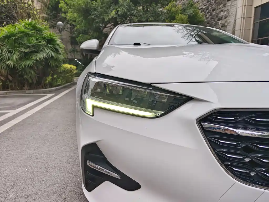 Regal 2020 552T Elite купить на сайте DeffCars