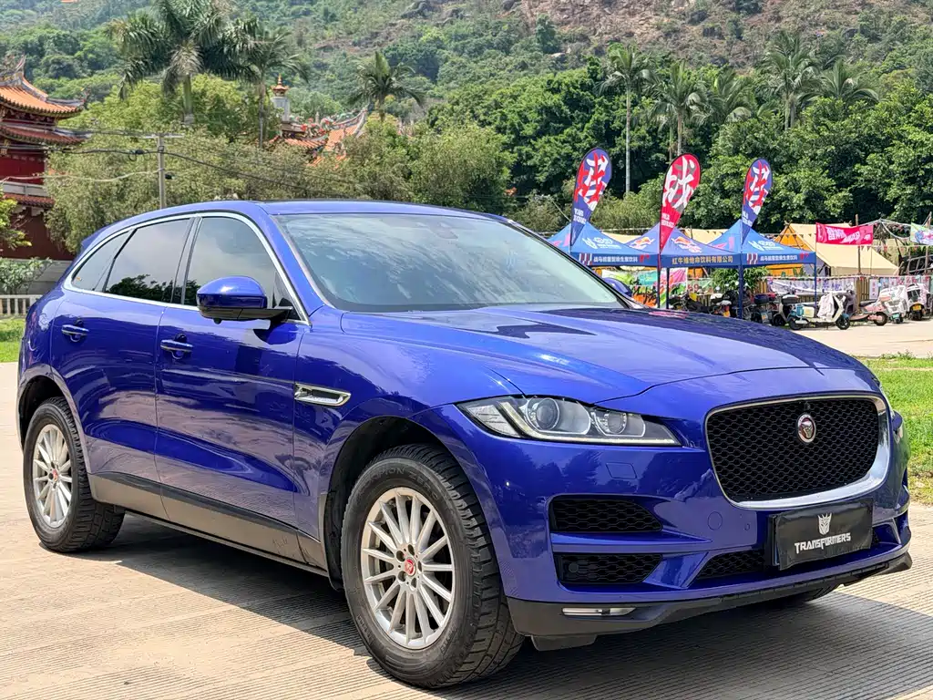 Jaguar F-PACE 2018 2.0T four-wheel drive urban exclusive edition купить на сайте DeffCars