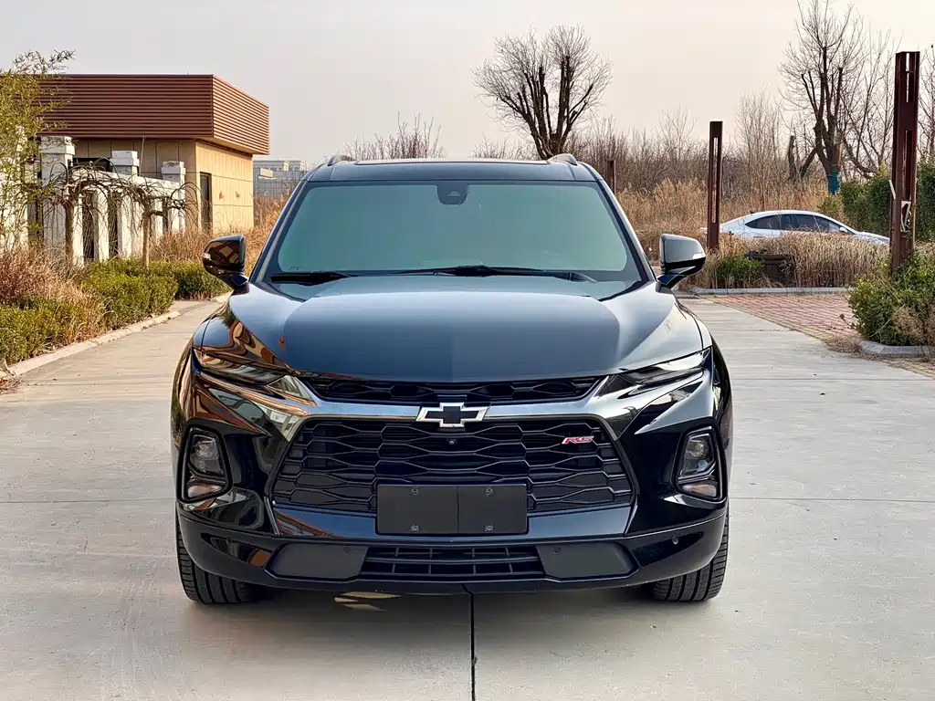 Trailblazer 2022 mild hybrid 650T RS Twin-Clutch four-wheel drive 7-seat engine version купить на сайте DeffCars