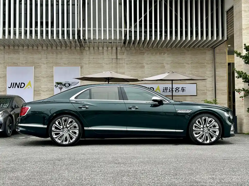 Flying Spur 2022 4.0T V8 Mulliner купить на сайте DeffCars