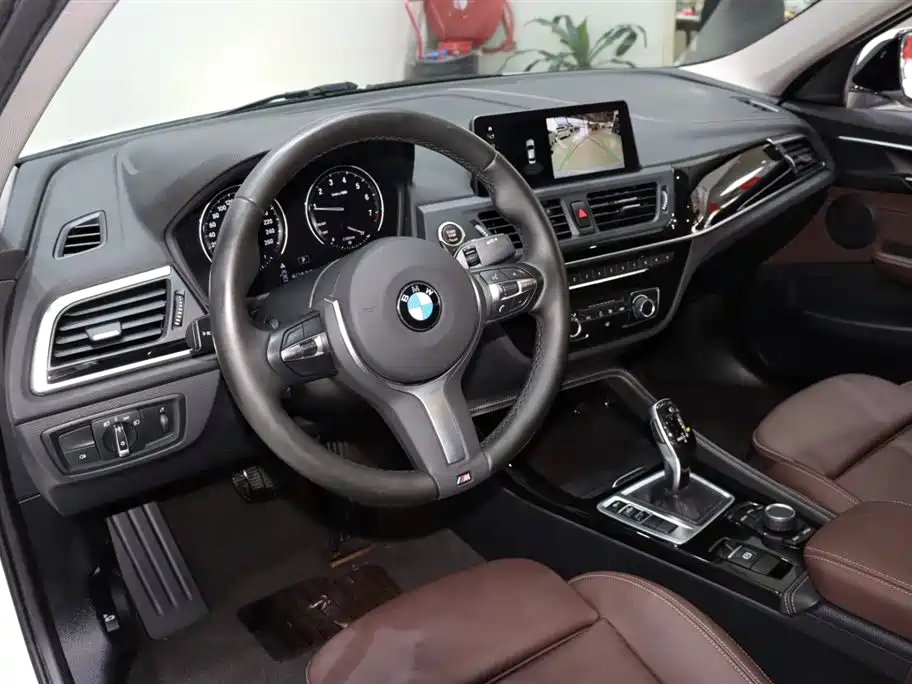 BMW 1 Series 2020 120i M Sports Package купить на сайте DeffCars