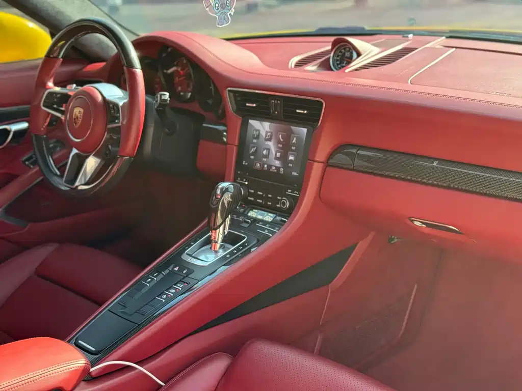 Porsche 911 2016 Carrera 4 3.0T купить на сайте DeffCars