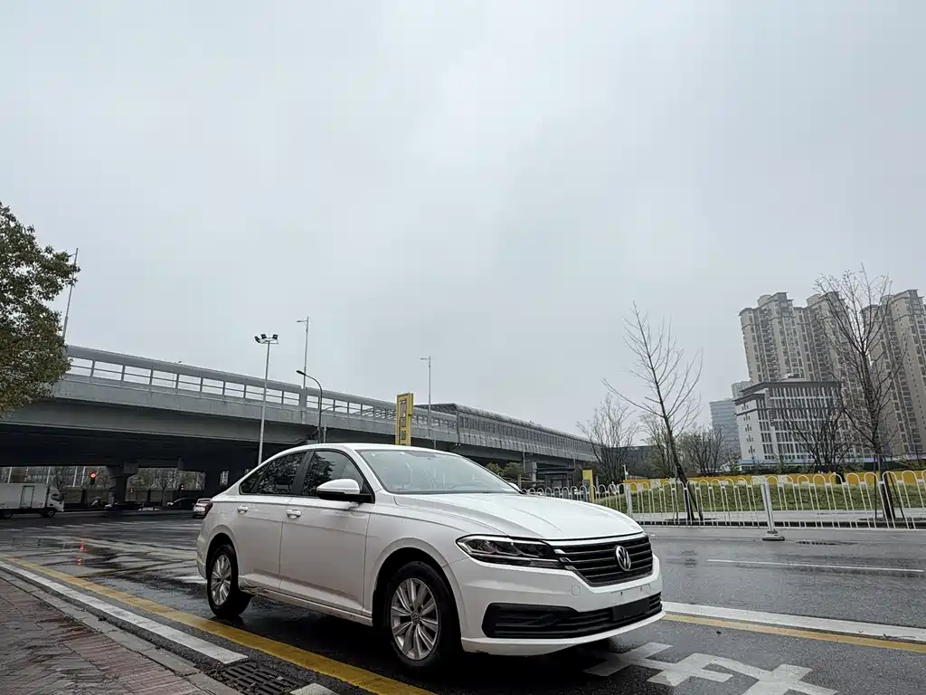 Lavida 2019 1.5L Automatic Fashion Edition National VI купить на сайте DeffCars
