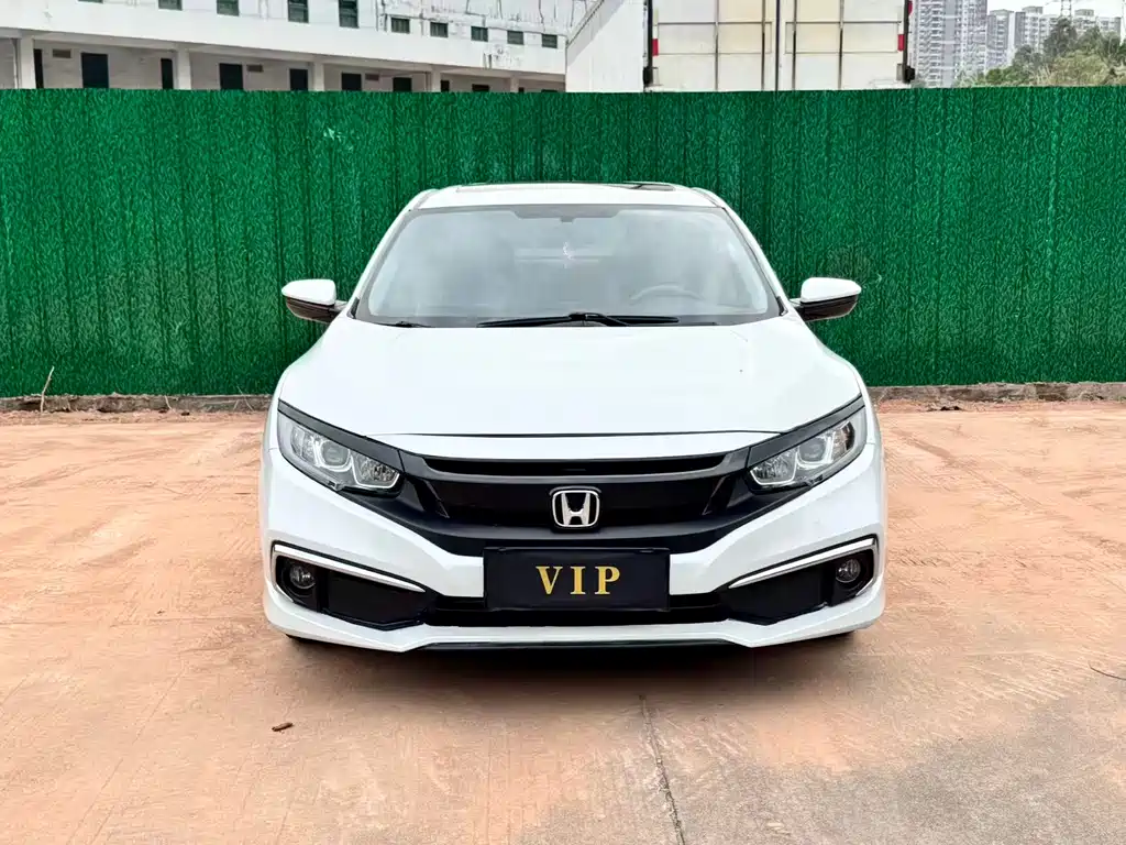 Civic 2019 220TURBO CVT Dynamic Edition National V купить на сайте DeffCars