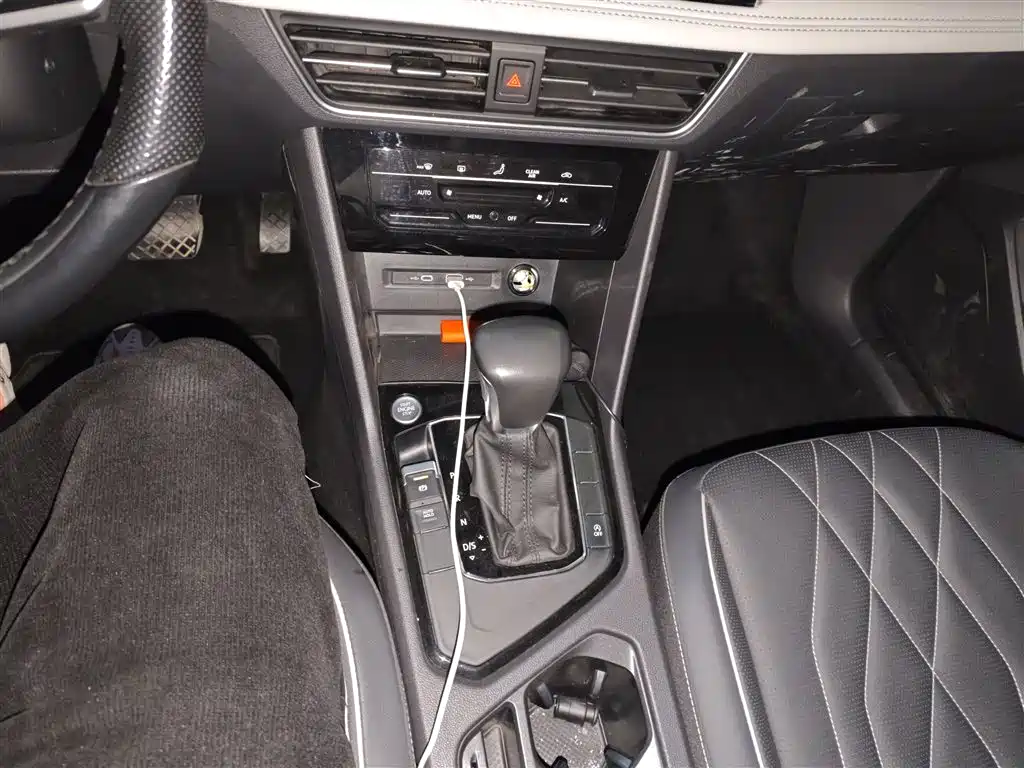 Tiguan L 2022 330TSI automatic two-wheel drive comfort version купить на сайте DeffCars
