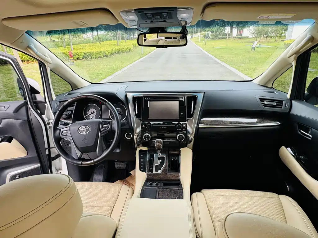 Alfa 2018 facelift 3.5L premium version купить на сайте DeffCars
