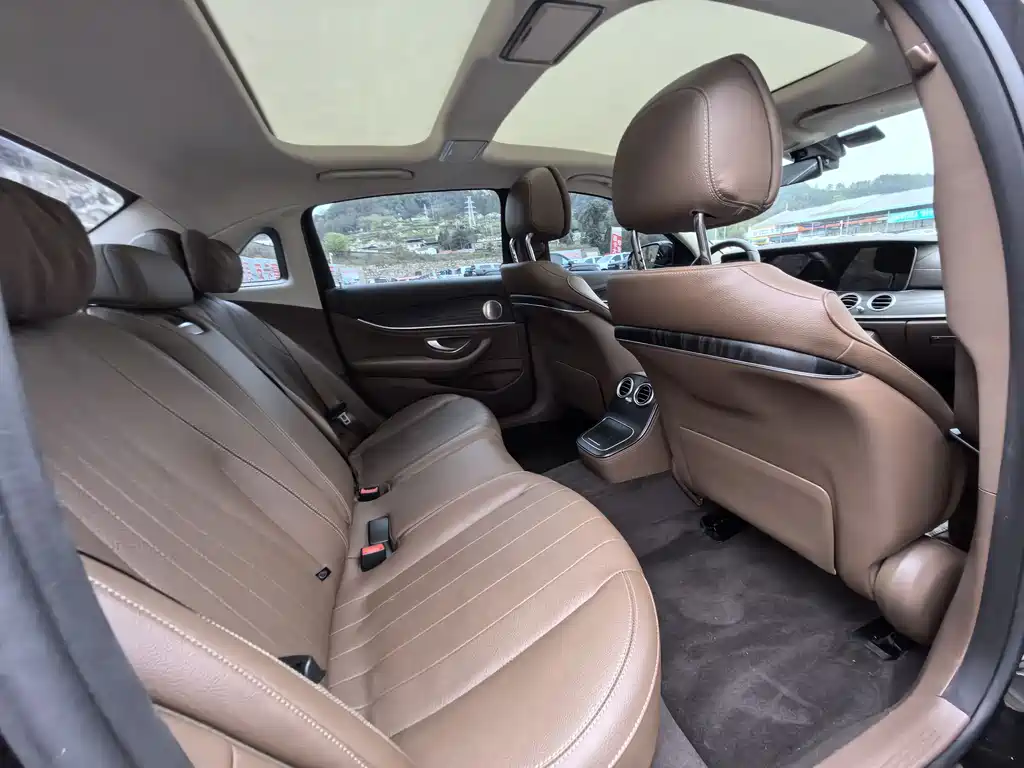 Mercedes-Benz E-Class 2022 E 300 L Fashion купить на сайте DeffCars