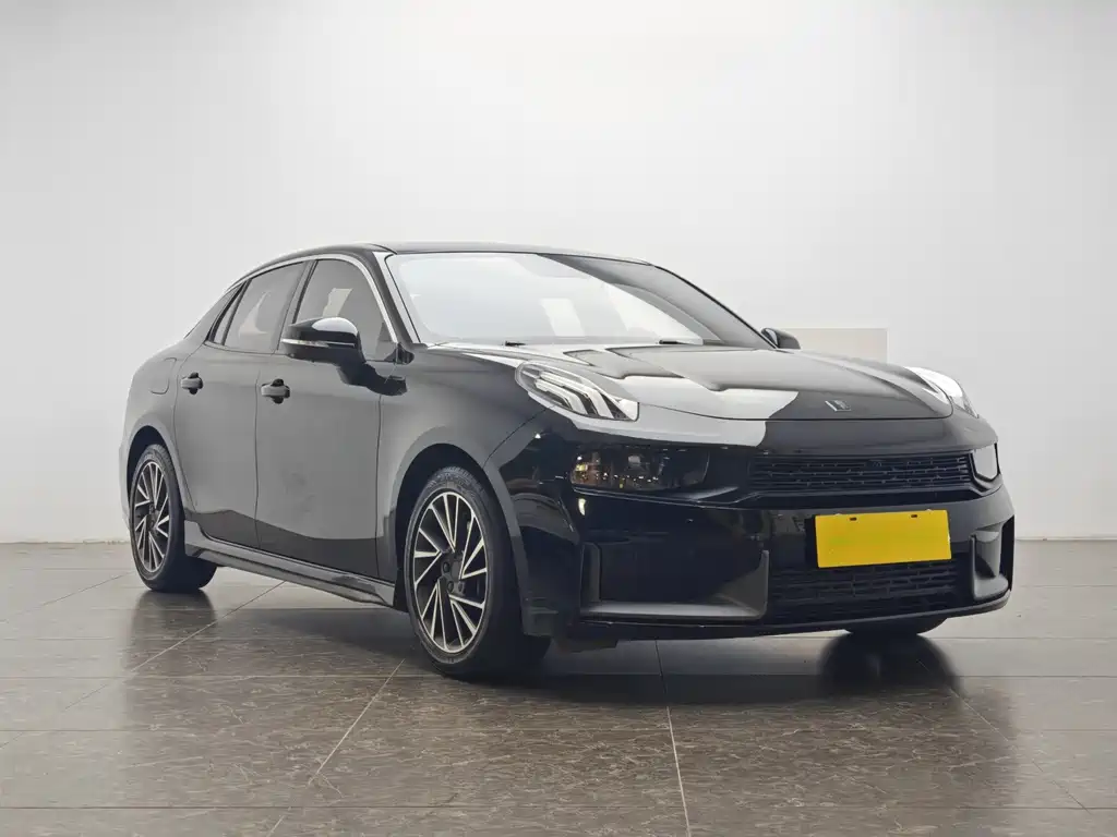 Lynk & Co 03 2022 2.0TD DCT Plus купить на сайте DeffCars