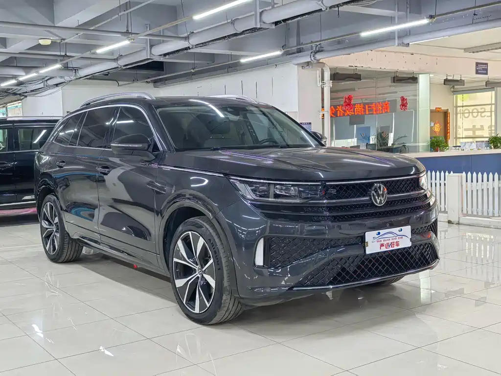 Lan Xun 2023 380TSI four-wheel drive R-Line first edition купить на сайте DeffCars