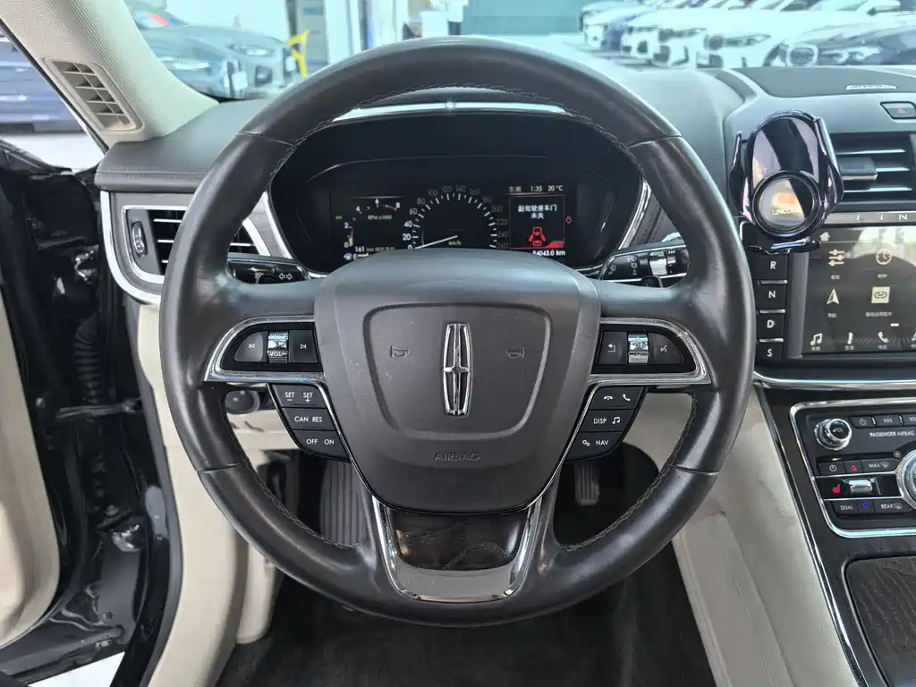 Lincoln Continental 2018 2.0T Two-wheel drive Exclusive Edition купить на сайте DeffCars