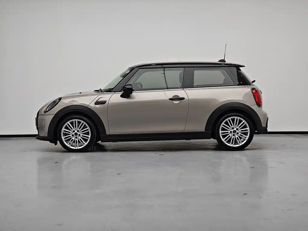 MINI 2023 1.5T COOPER Artist купить на сайте DeffCars