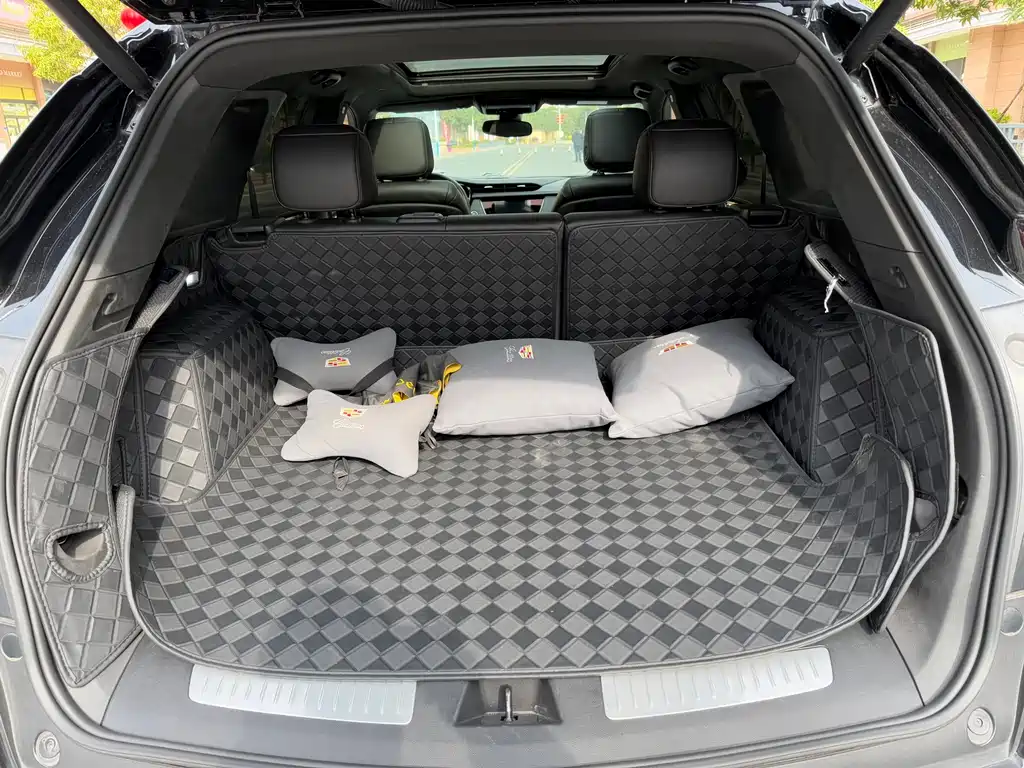 Cadillac XT5 2022 2.0T four-wheel drive luxury model (Hummingbird version) купить на сайте DeffCars