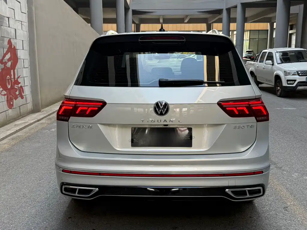 Tiguan L 2022 330TSI automatic two-wheel drive R-Line flagship version купить на сайте DeffCars