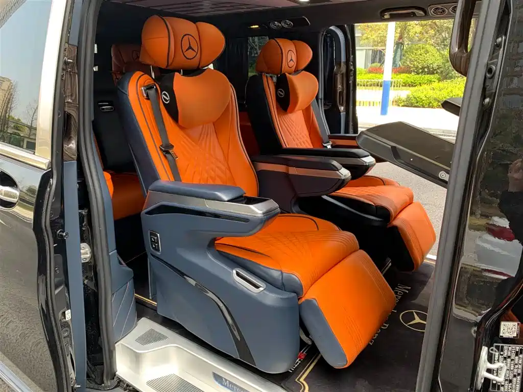 Vito 2023 2.0T Business Edition 7 seats купить на сайте DeffCars