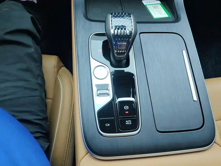 Trumpchi GS8 2025 Vanguard 2.0TGDI 2WD Deluxe Edition 5-seater купить на сайте DeffCars