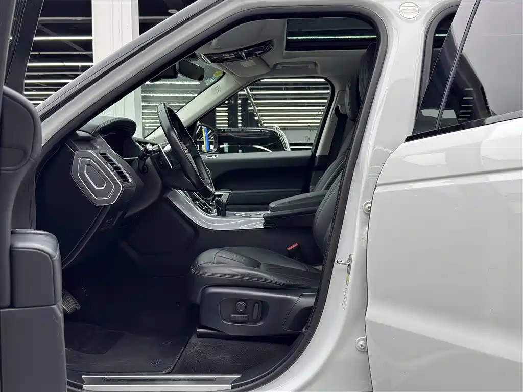 Range Rover Sport 2018 3.0 SC V6 HSE DYNAMIC купить на сайте DeffCars
