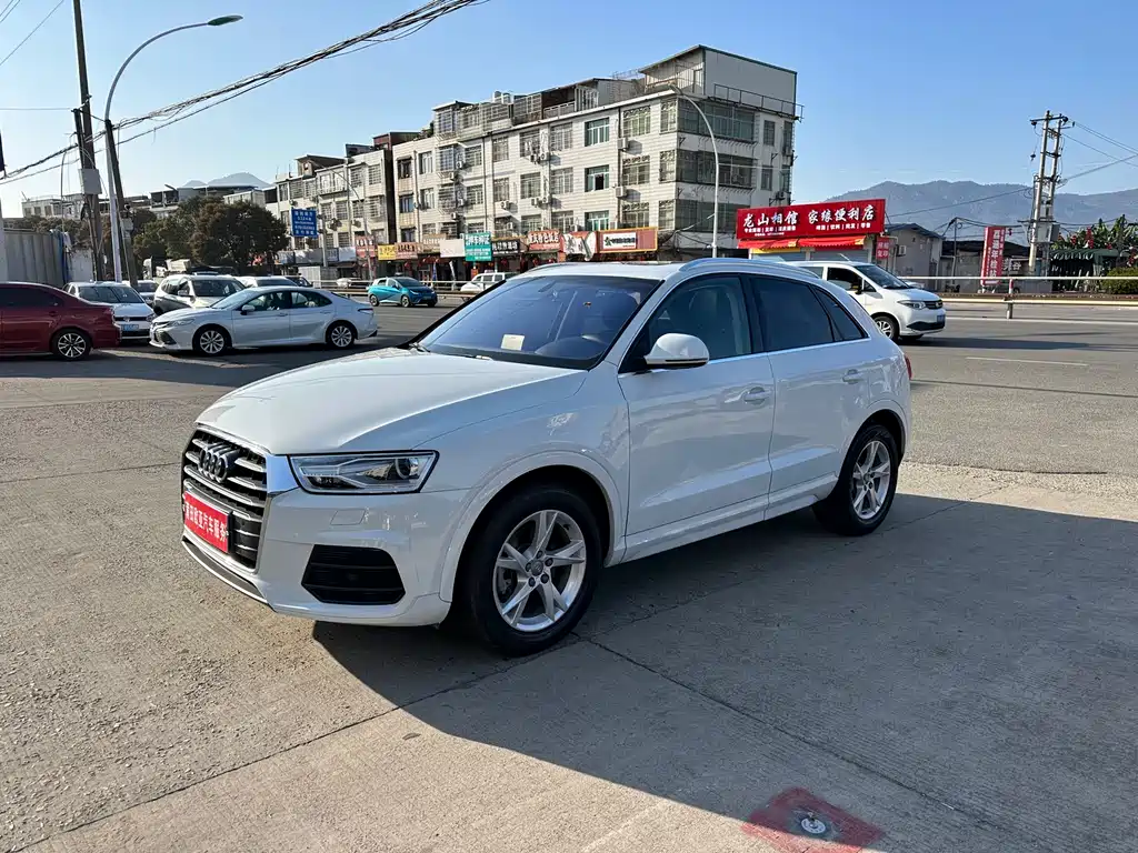 Audi Q3 2018 30th Anniversary Model 30 TFSI Fashion Model купить на сайте DeffCars